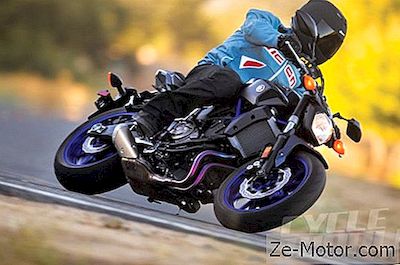 Räddblastare: 2015 Yamaha Fz-07