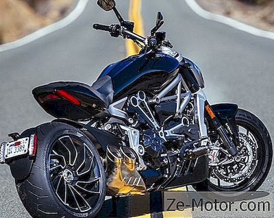 Le Diavel Descend Sur Les Collines Sombres De Sturgis