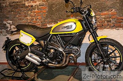 Eicma 2015 Primo Look: 2016 Ducati Scramber Flat Track Pro E Sixty2