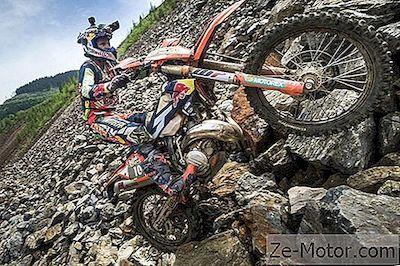 Enduro: Taddy Blazusiak Kündigt Rücktritt An