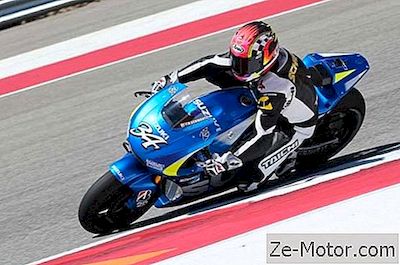 Motogp: Yoshimura Suzuki Et Kevin Schwantz Test Au Cota