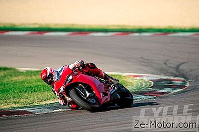 Metalul Nou 2015: Ducati 1299 Panigale