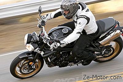 Triumph Street Triple R - Motocicli Medi